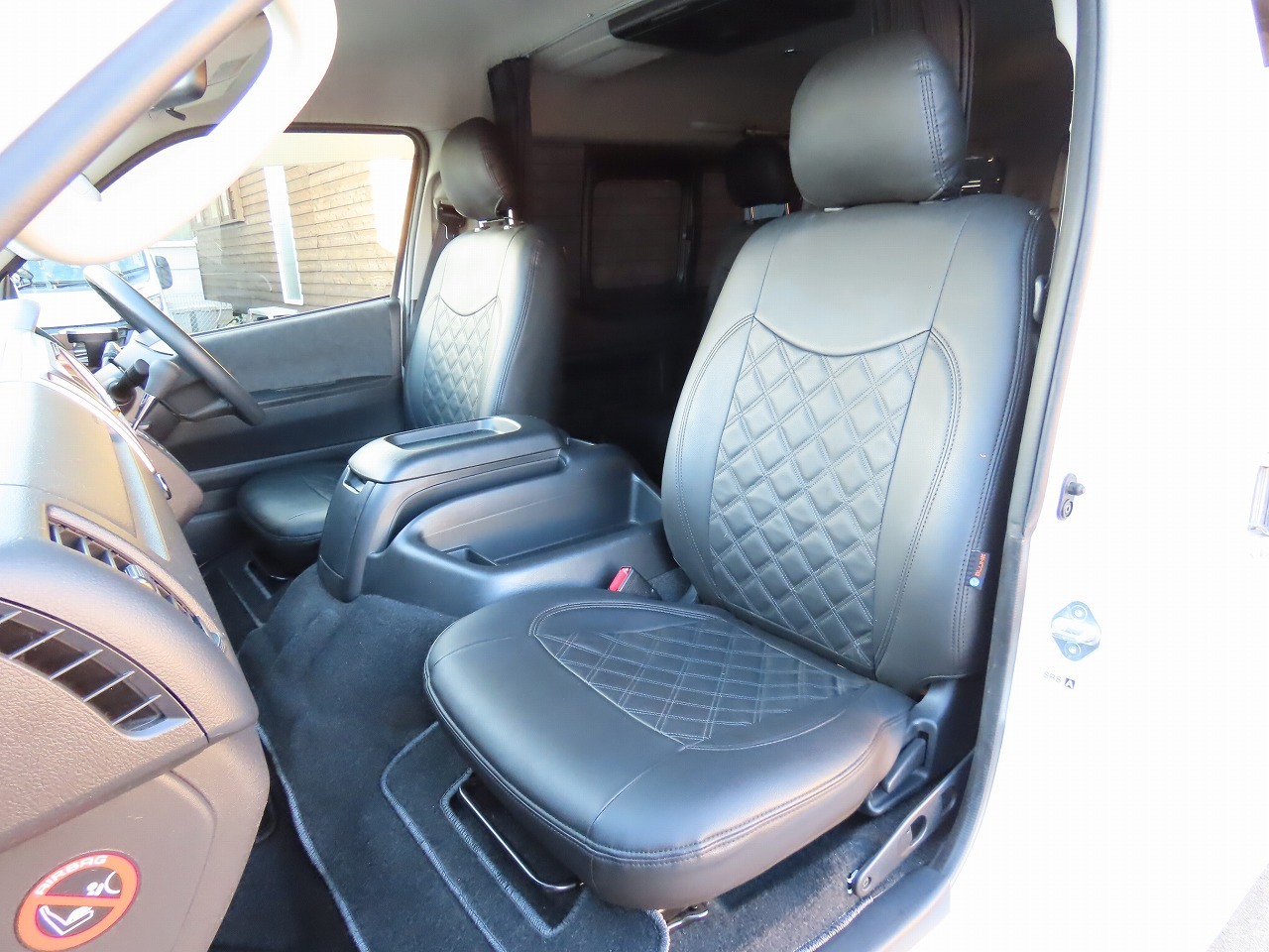 キャンピングカーバンコン