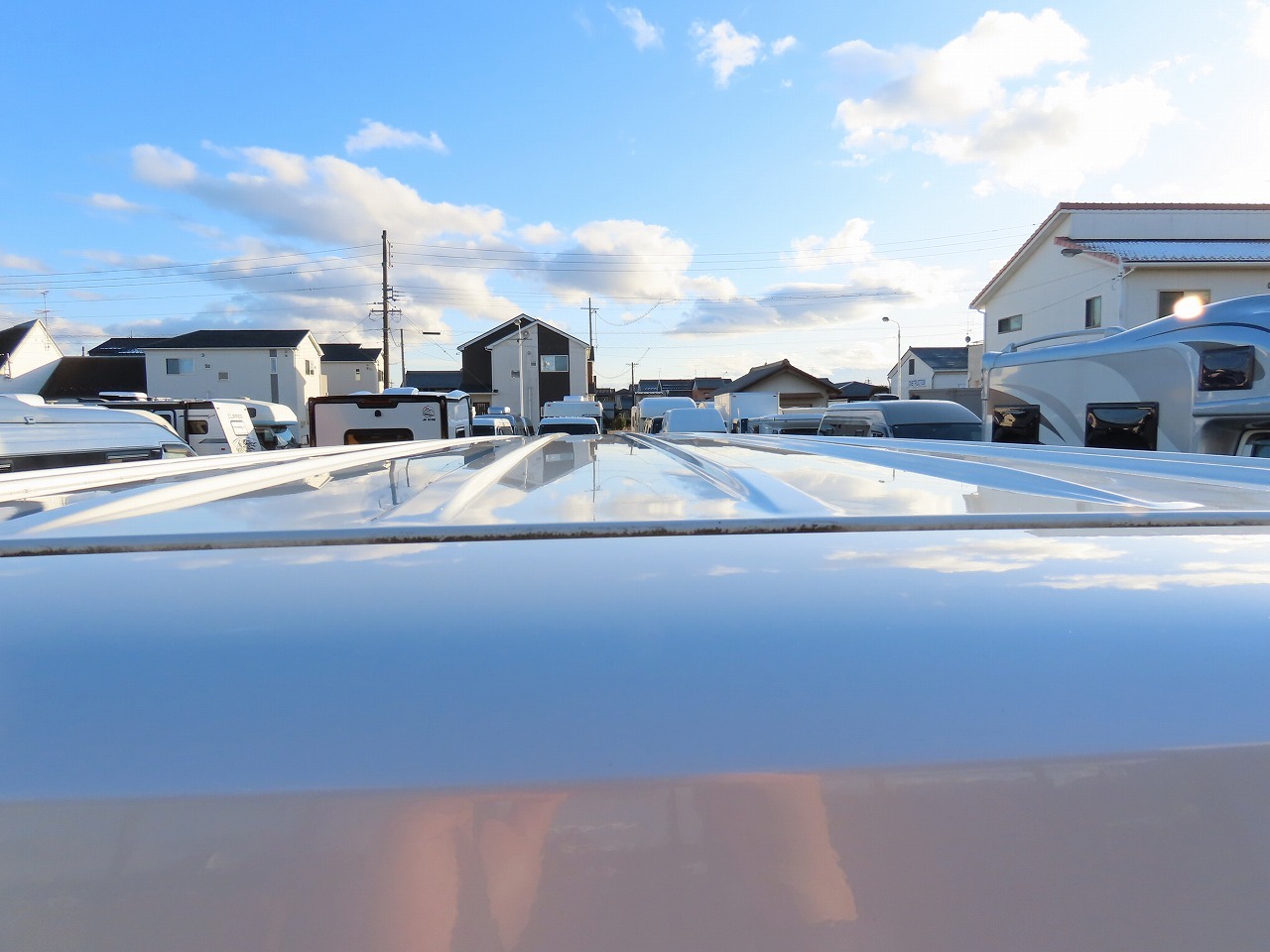 キャンピングカーバンコン