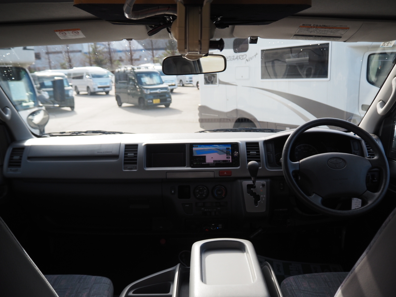 キャンピングカーバンコン