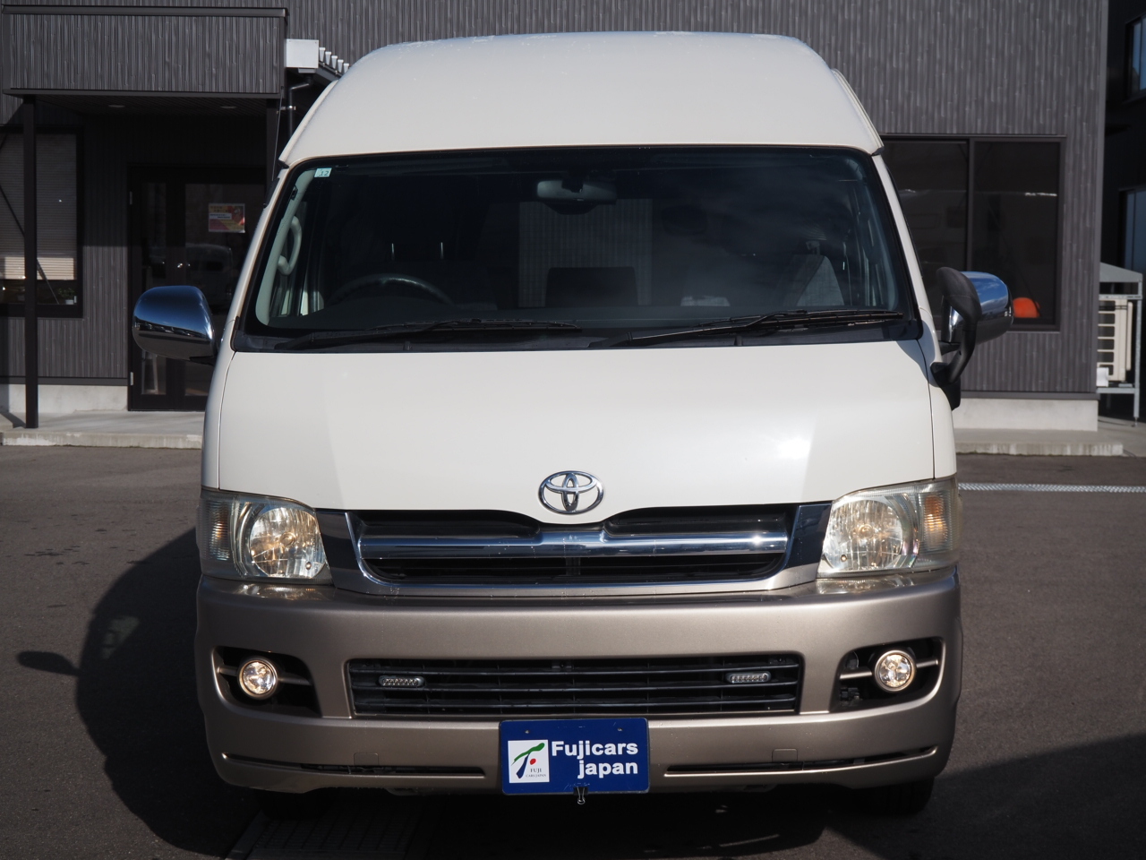 キャンピングカーバンコン