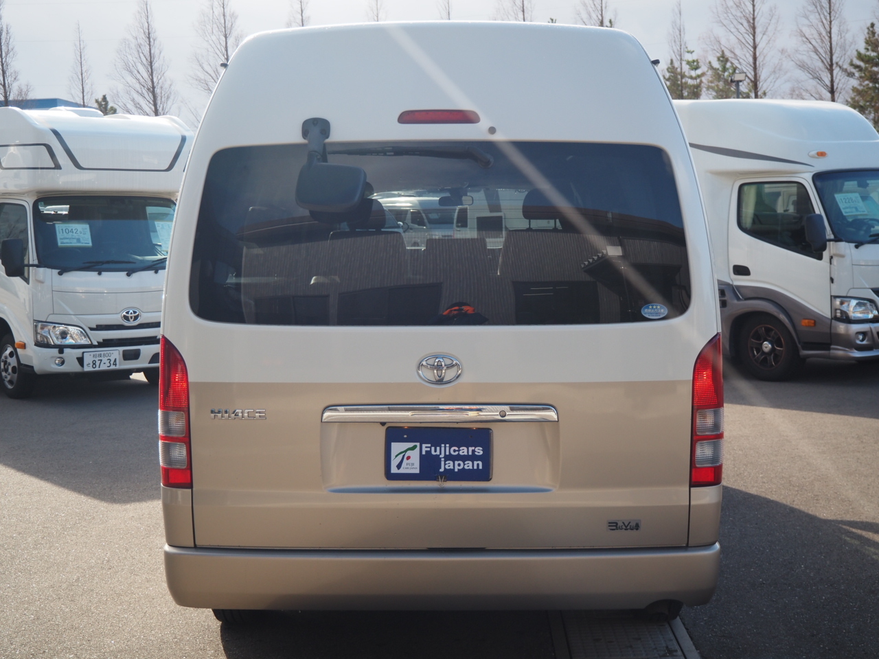 キャンピングカーバンコン