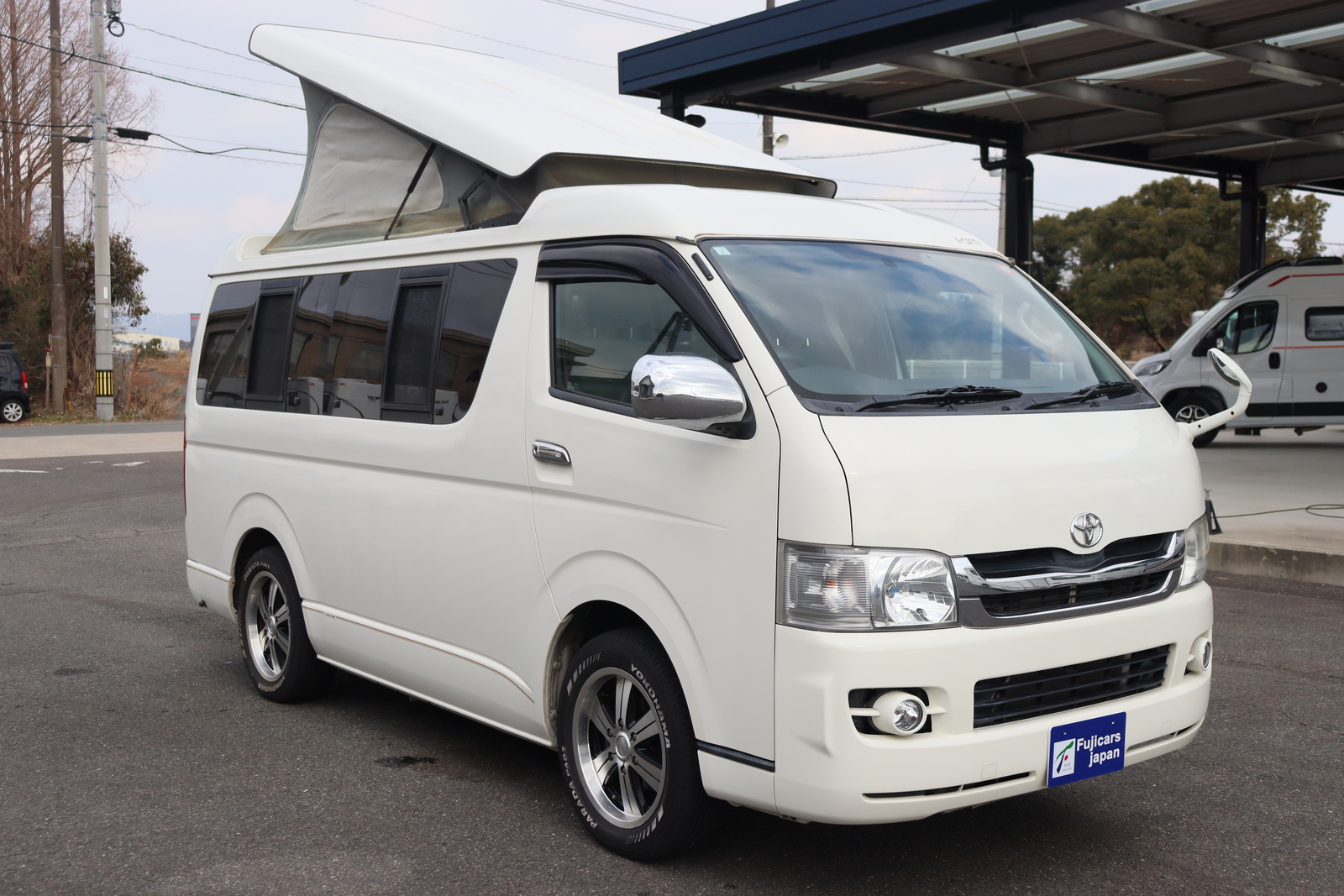 キャンピングカーバンコン