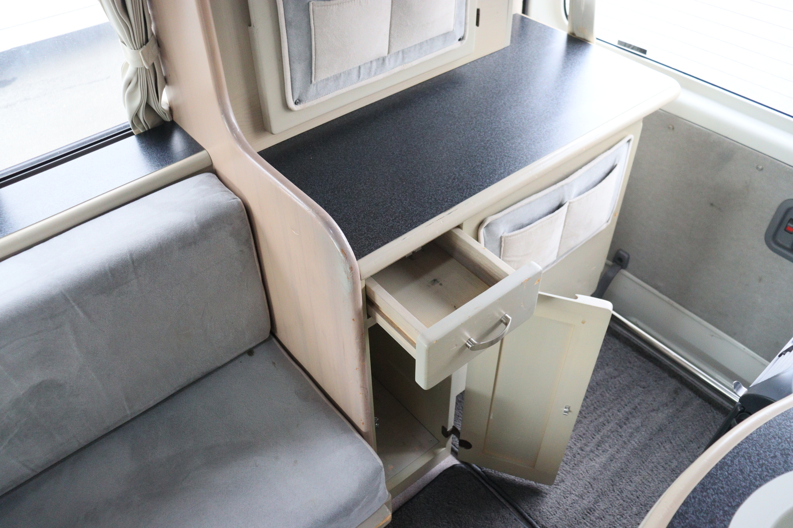 キャンピングカーバンコン