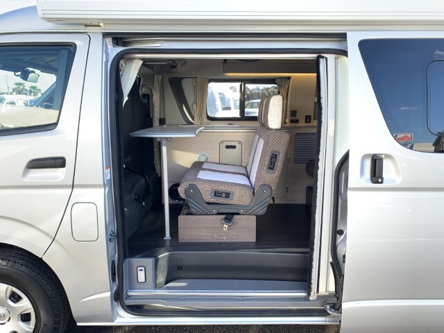 キャンピングカーバンコン