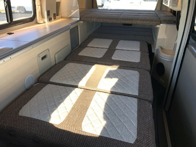 キャンピングカーバンコン