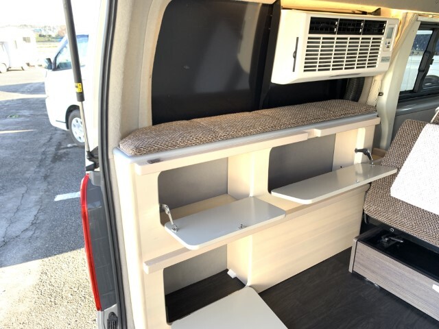 キャンピングカーバンコン