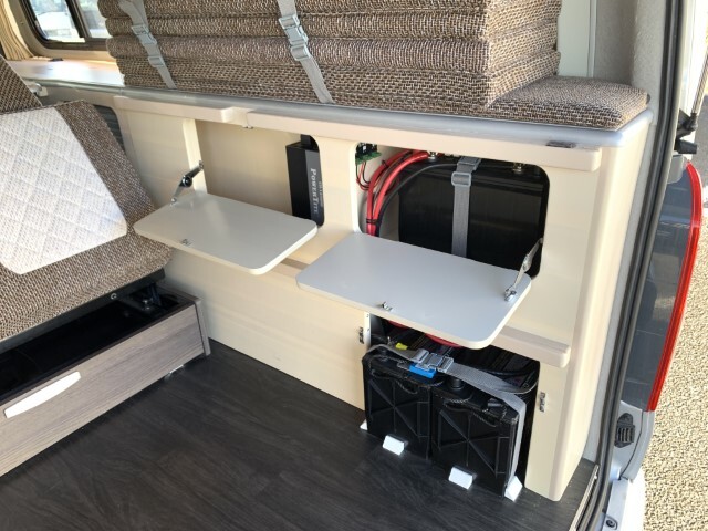 キャンピングカーバンコン