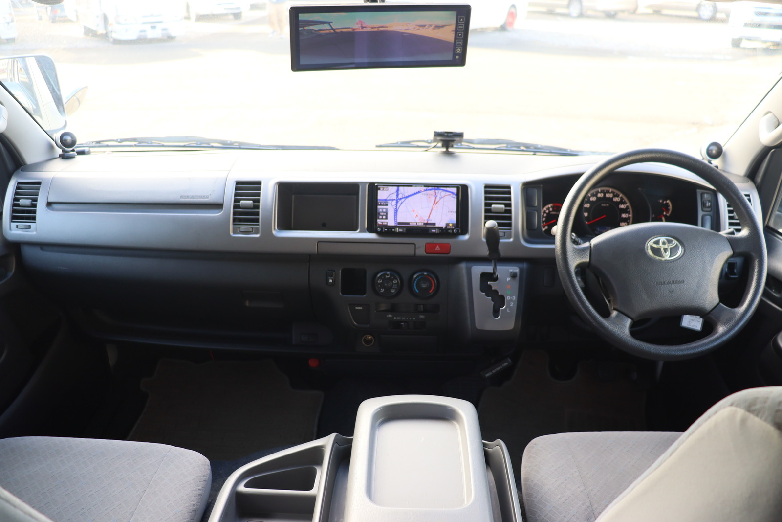 キャンピングカーバンコン