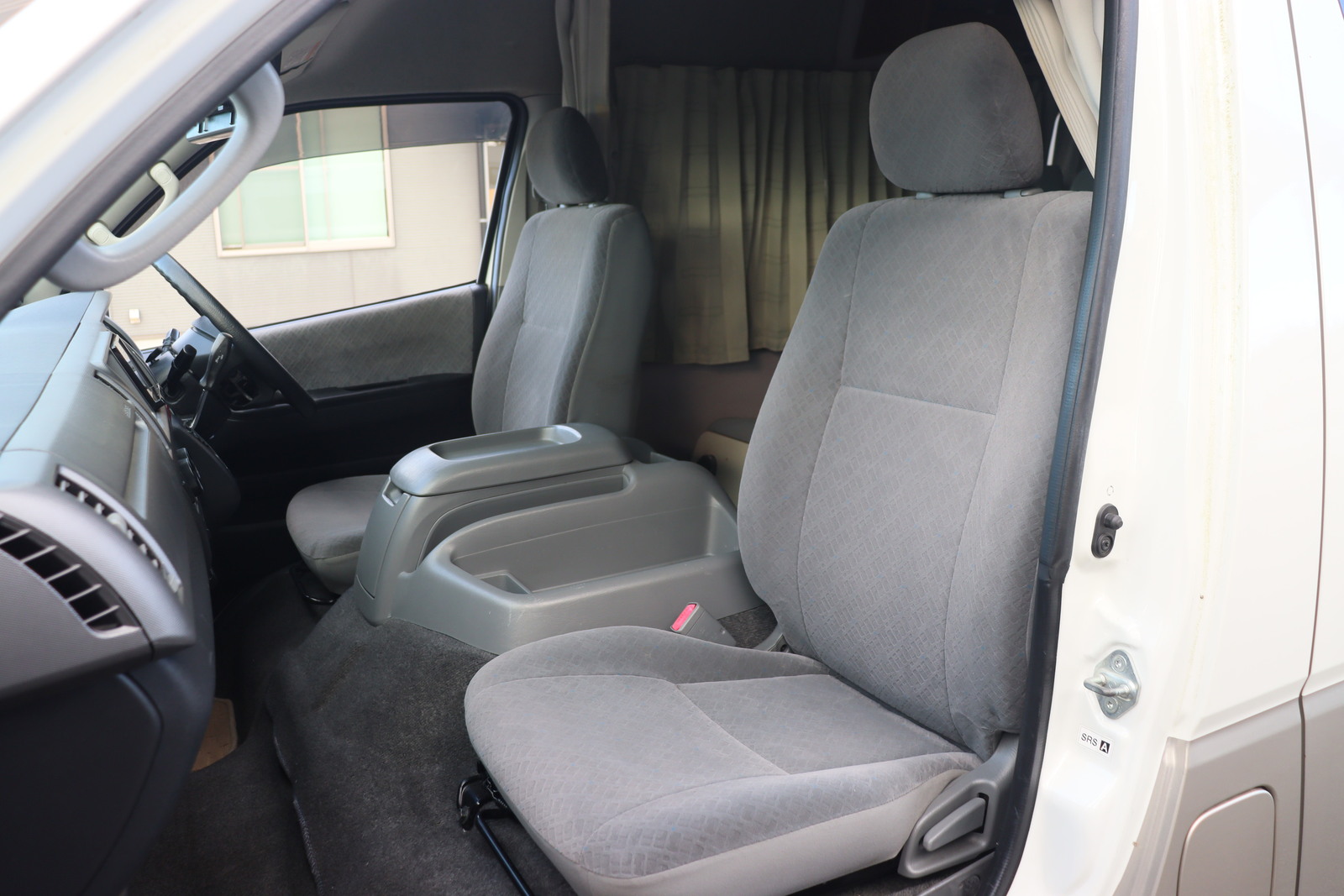 キャンピングカーバンコン