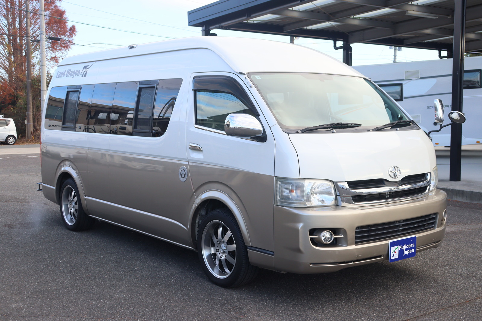 キャンピングカーバンコン