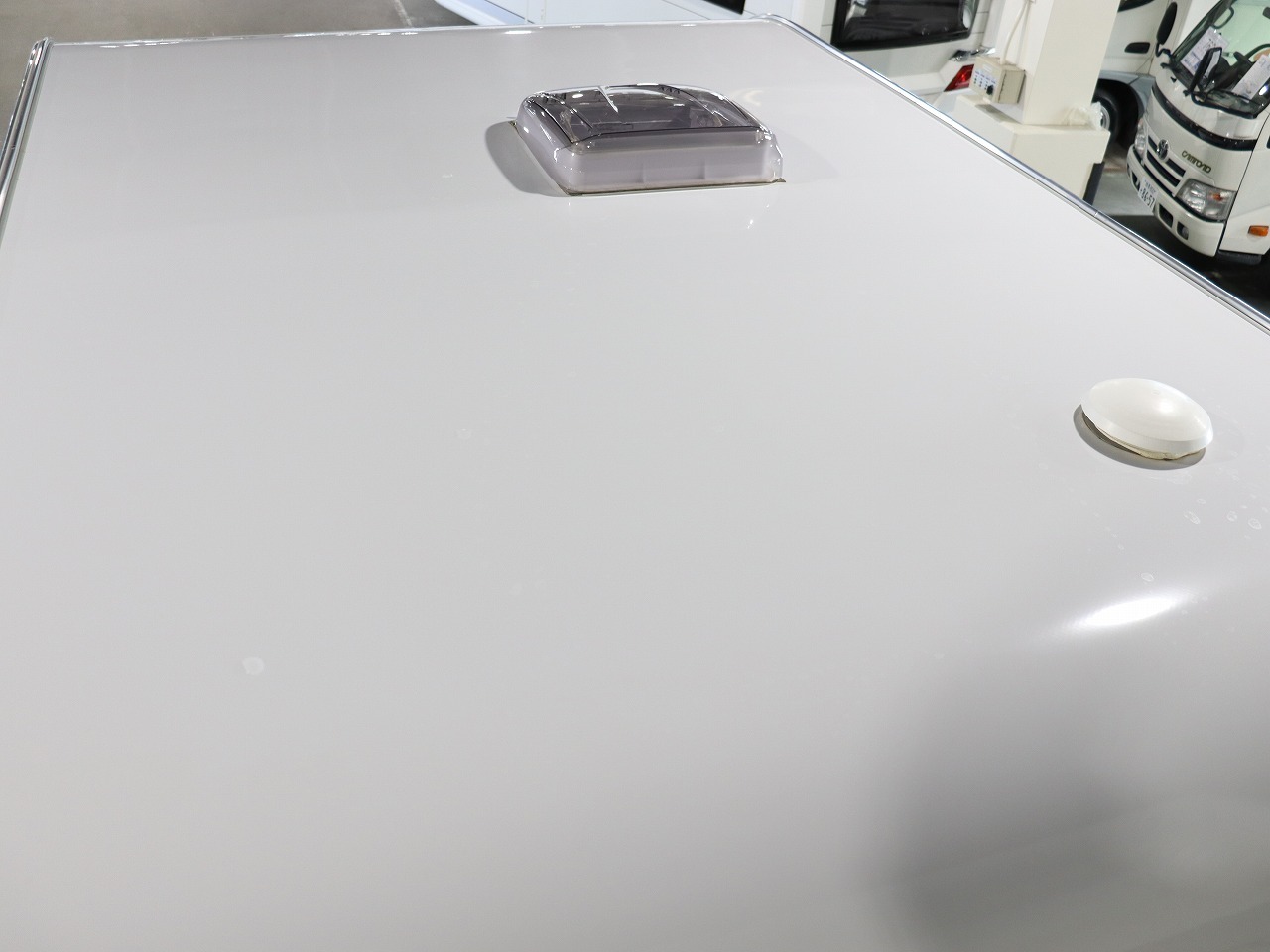 キャンピングカートレーラー