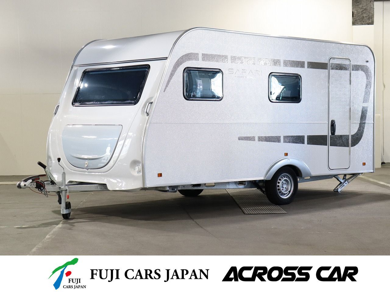 トレーラー アクロスカー　サファリ430DL　牽引免許不要