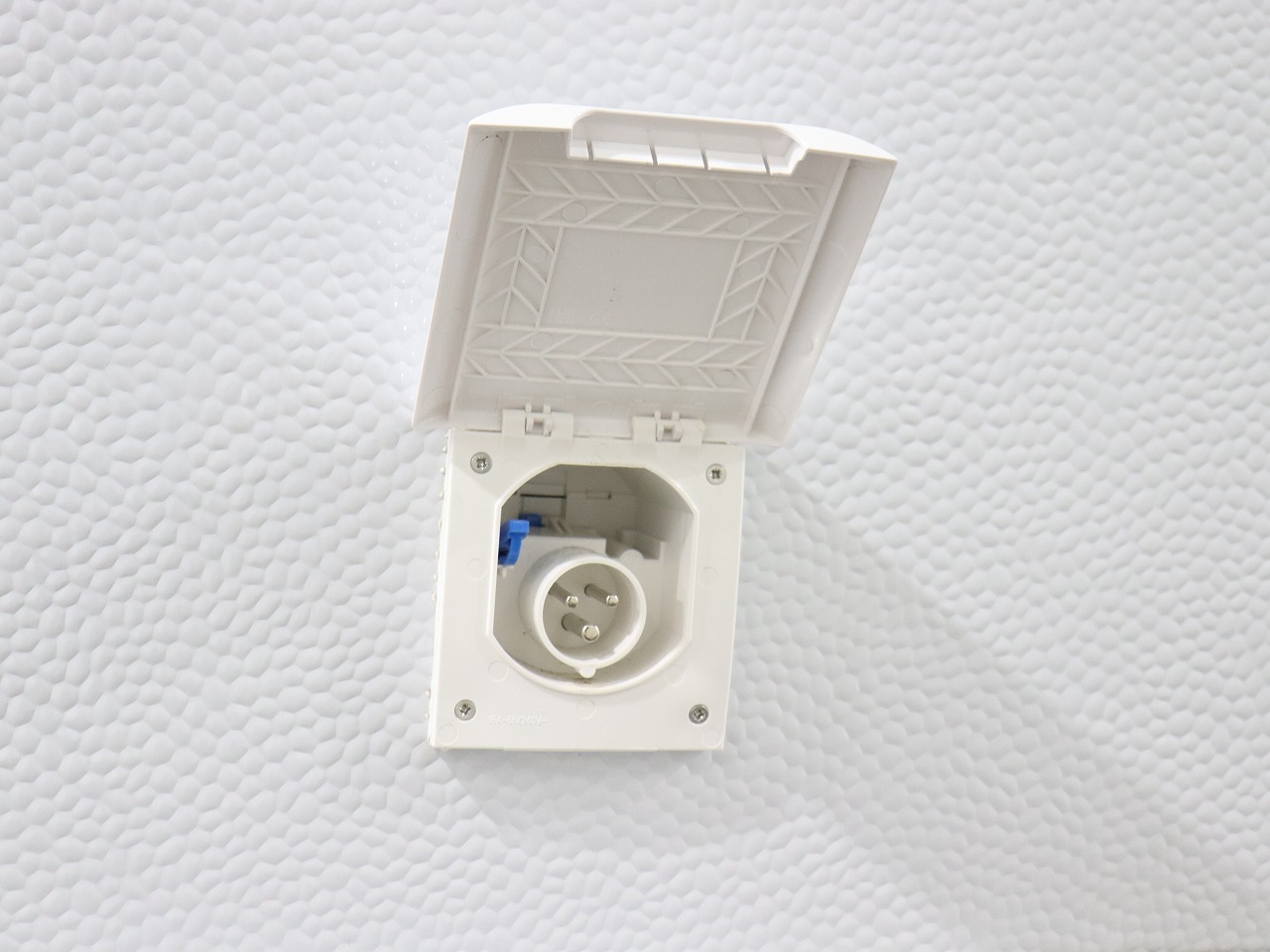 キャンピングカートレーラー