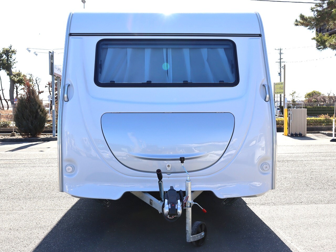 キャンピングカートレーラー