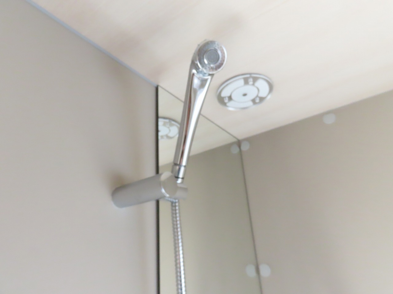 キャンピングカートレーラー