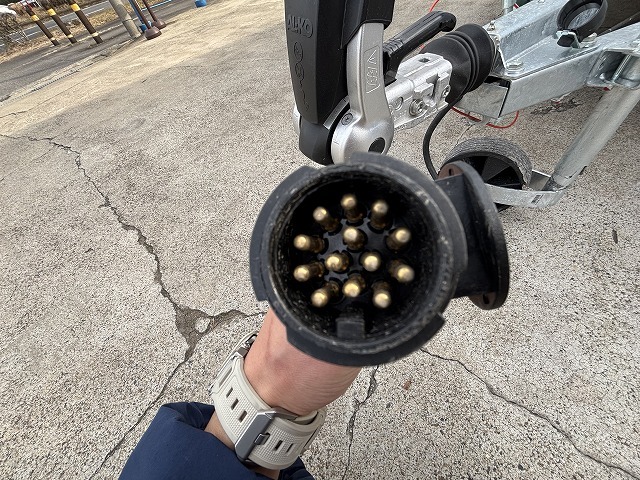 キャンピングカートレーラー