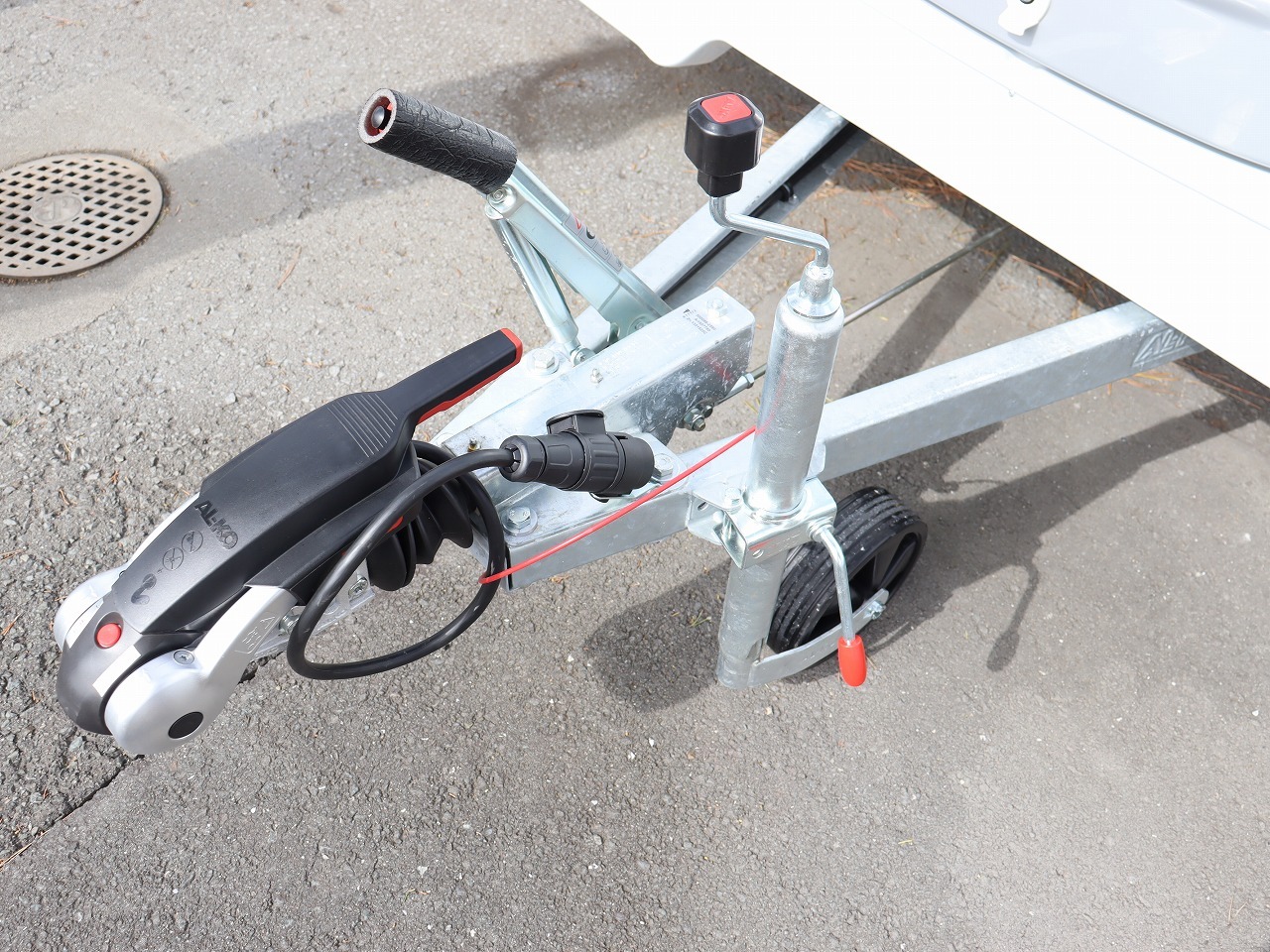 キャンピングカートレーラー