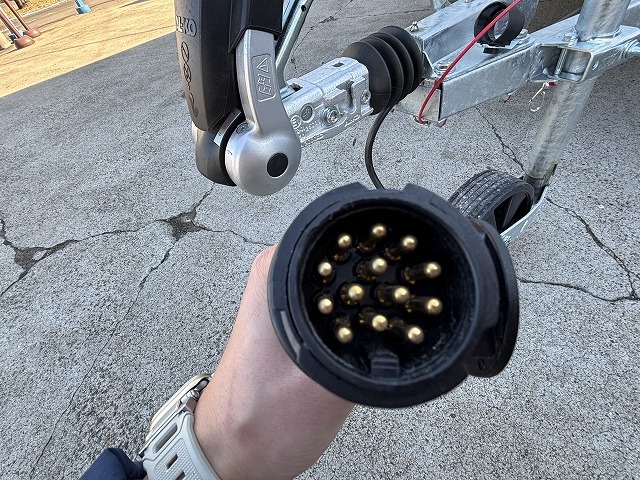 キャンピングカートレーラー