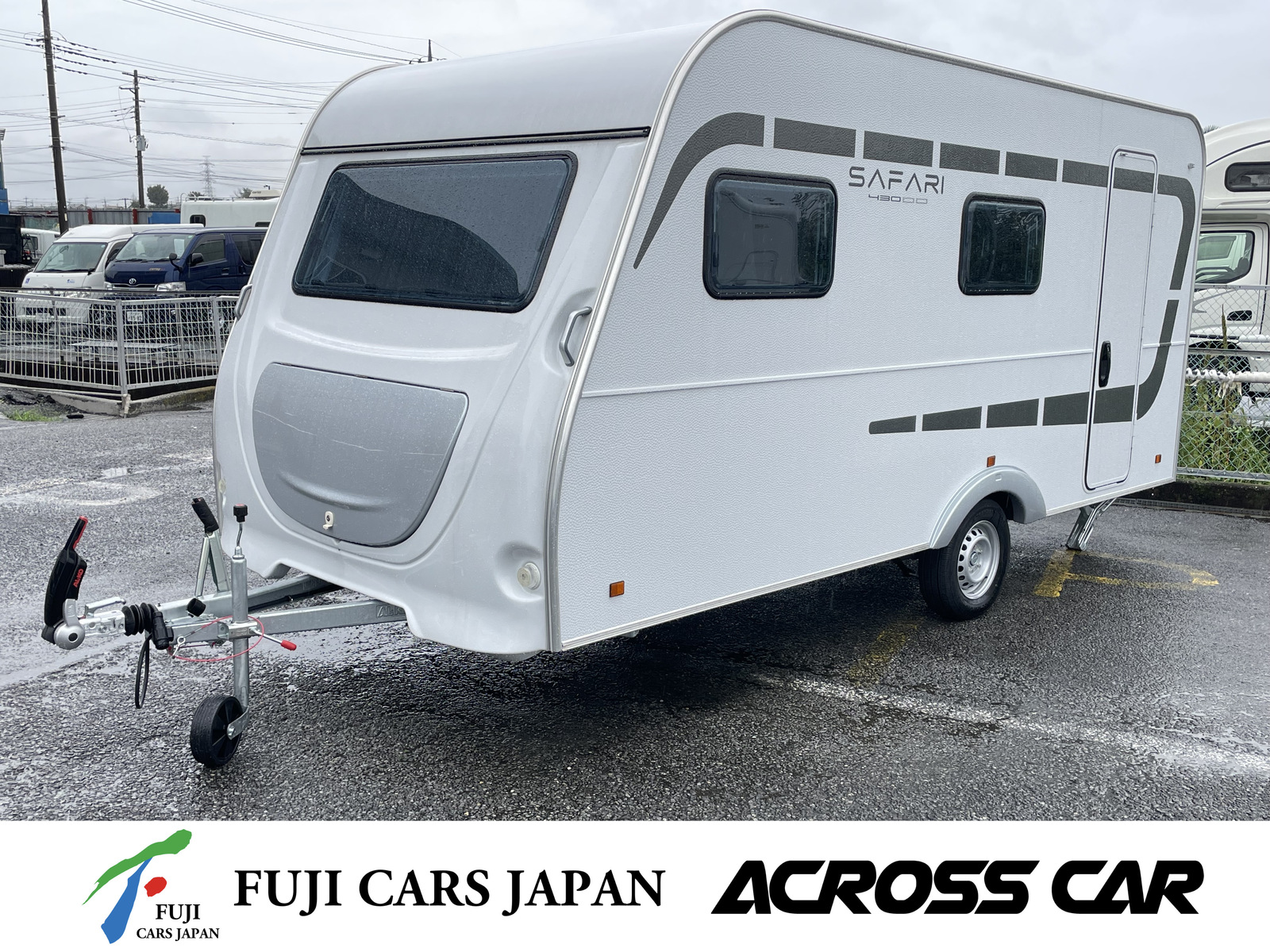 トレーラー アクロスカー サファリ430DD　けん引免許不要　新車即納