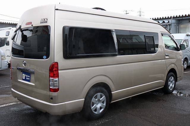 キャンピングカーバンコン