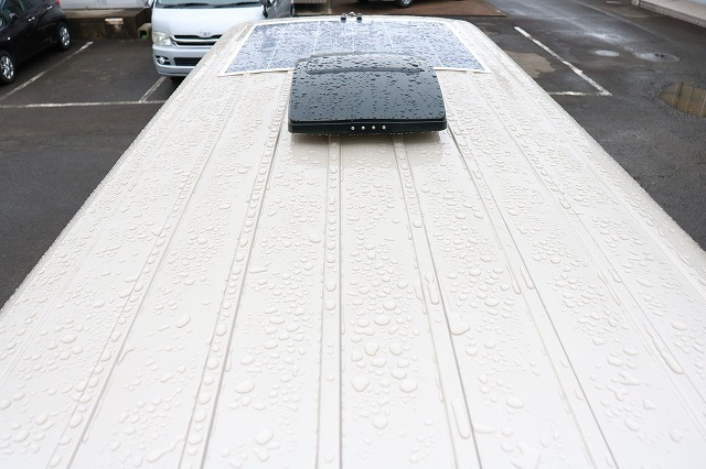 キャンピングカーバンコン