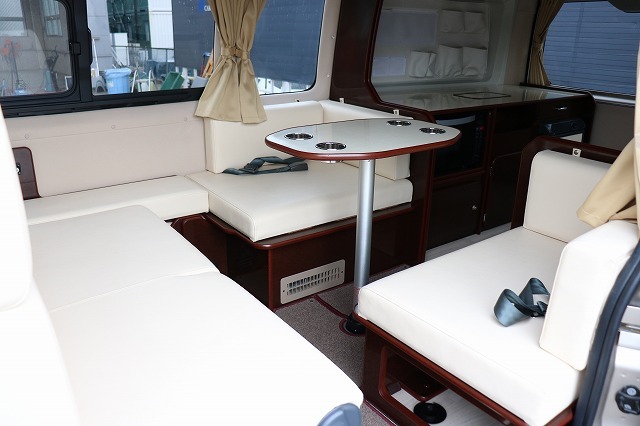 キャンピングカーバンコン