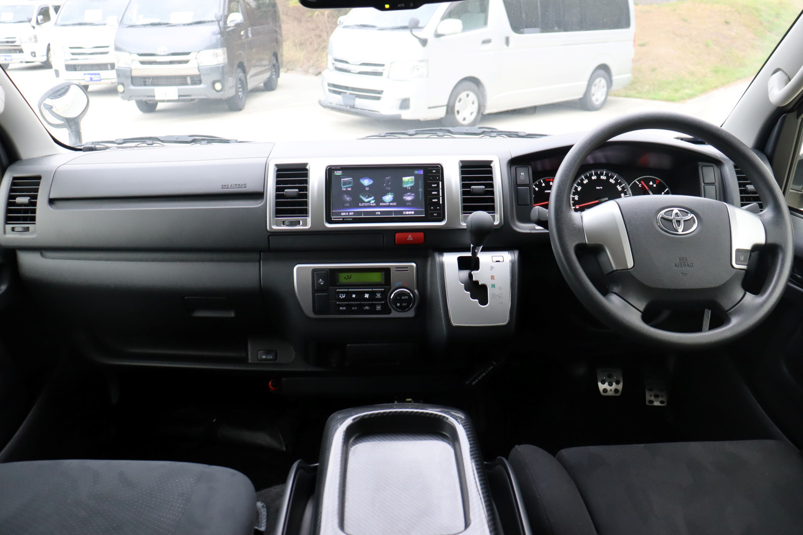 キャンピングカーバンコン