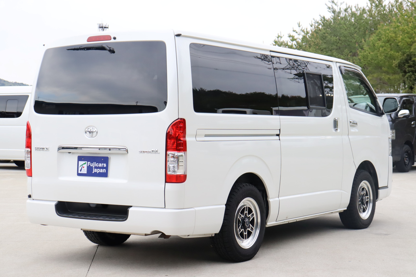 キャンピングカーバンコン