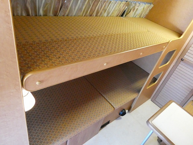 キャンピングカーバンコン