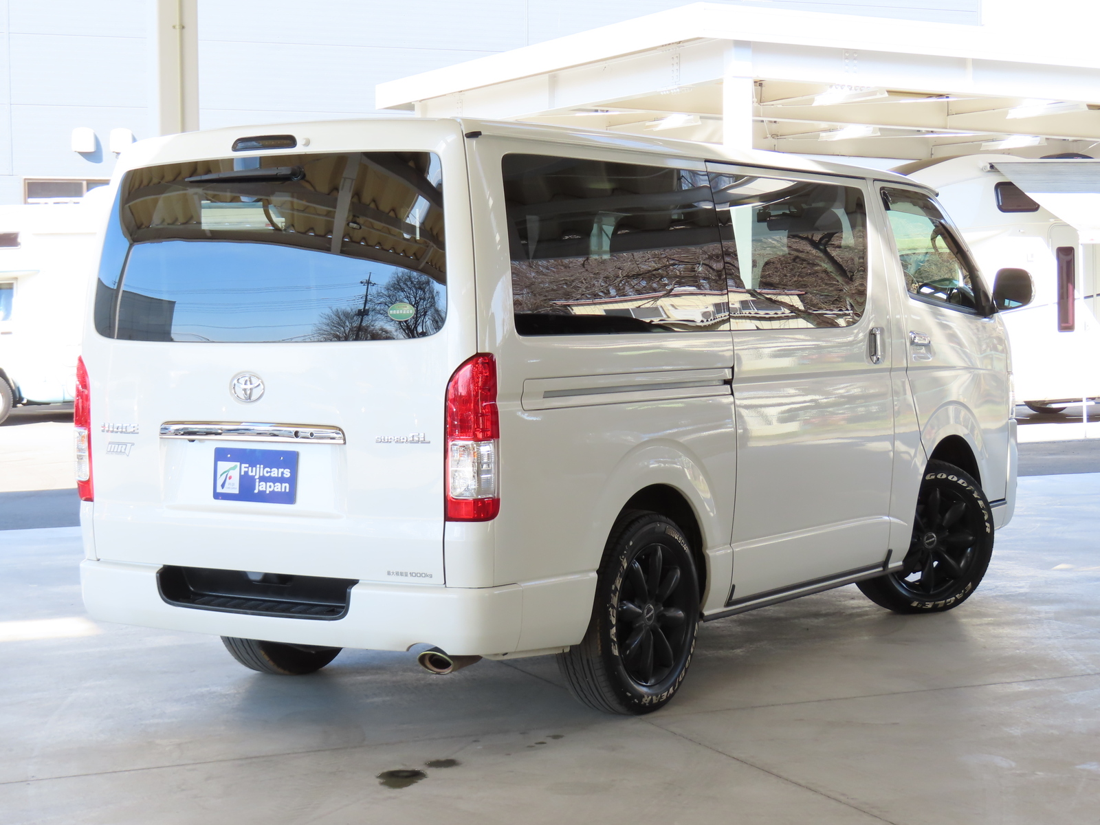 キャンピングカーバンコン