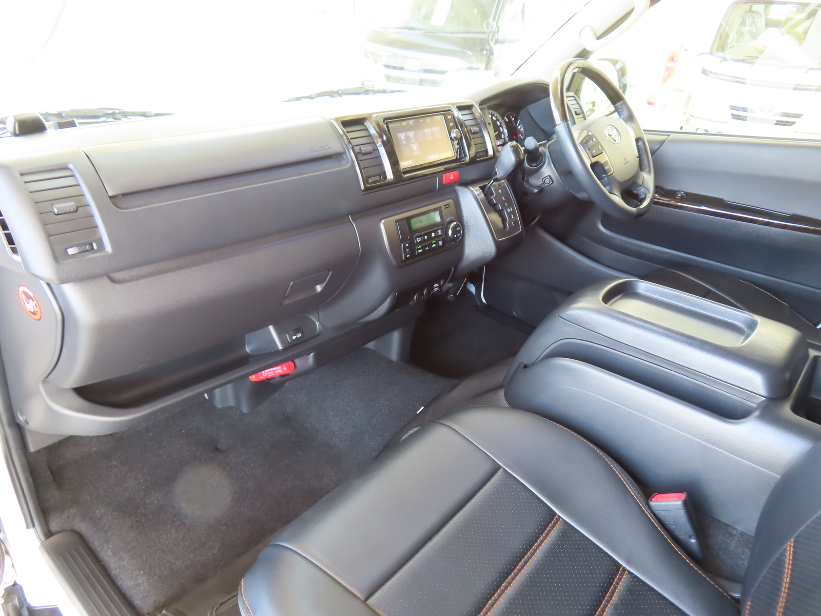 キャンピングカーバンコン