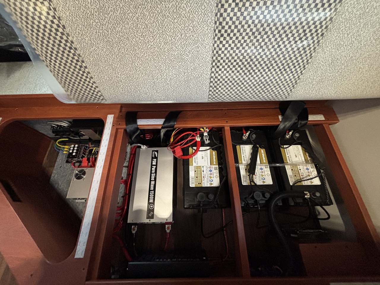 キャンピングカーキャブコン