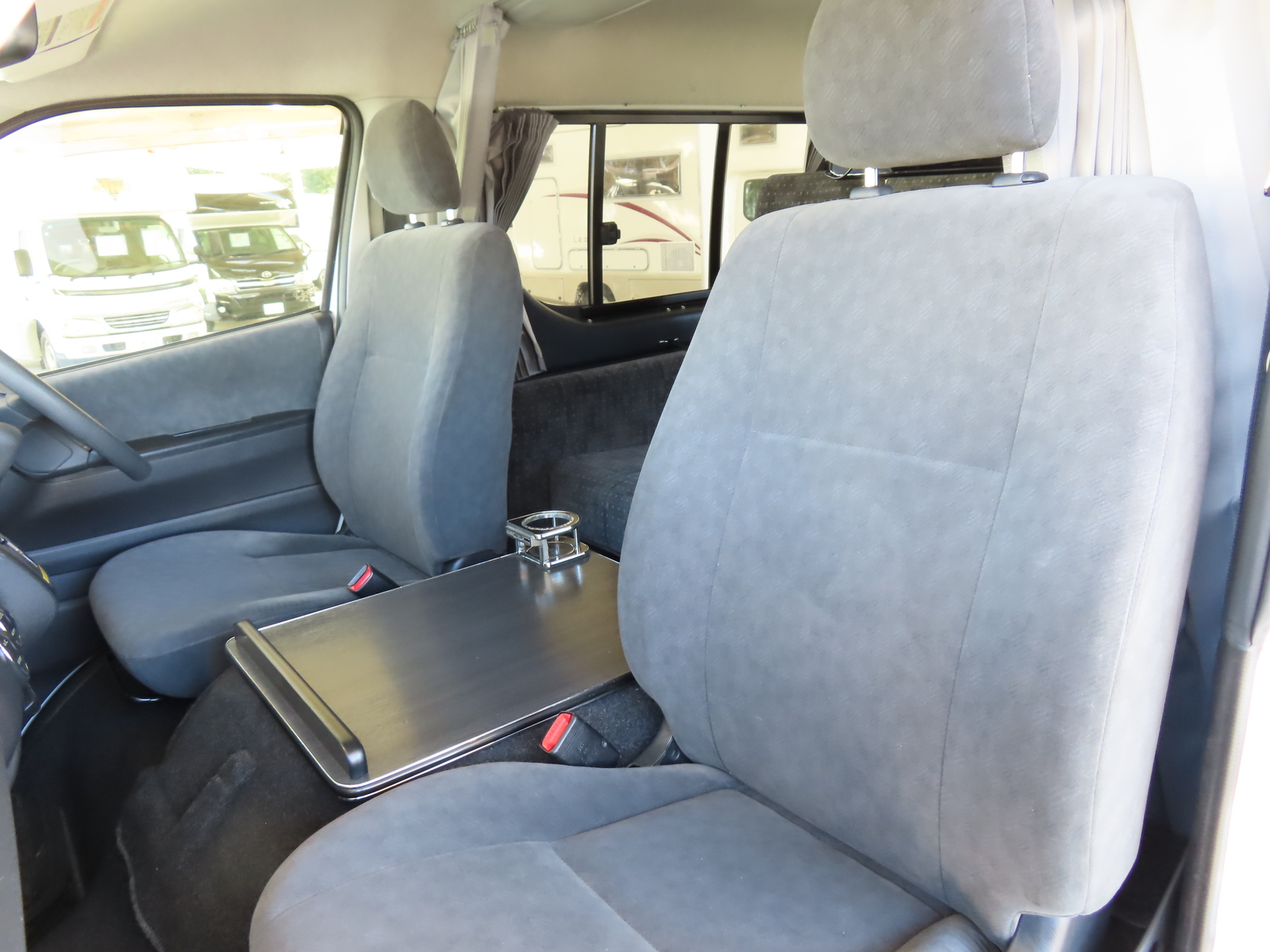 キャンピングカーバンコン