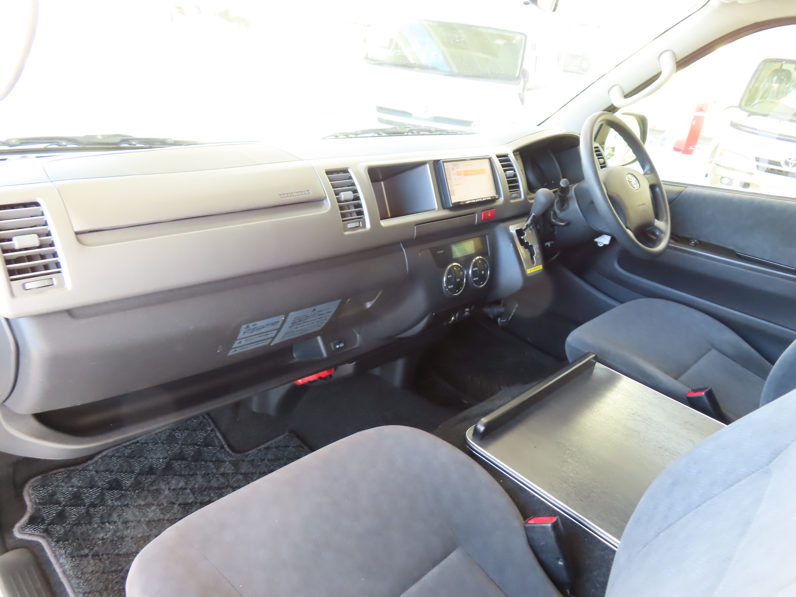 キャンピングカーバンコン