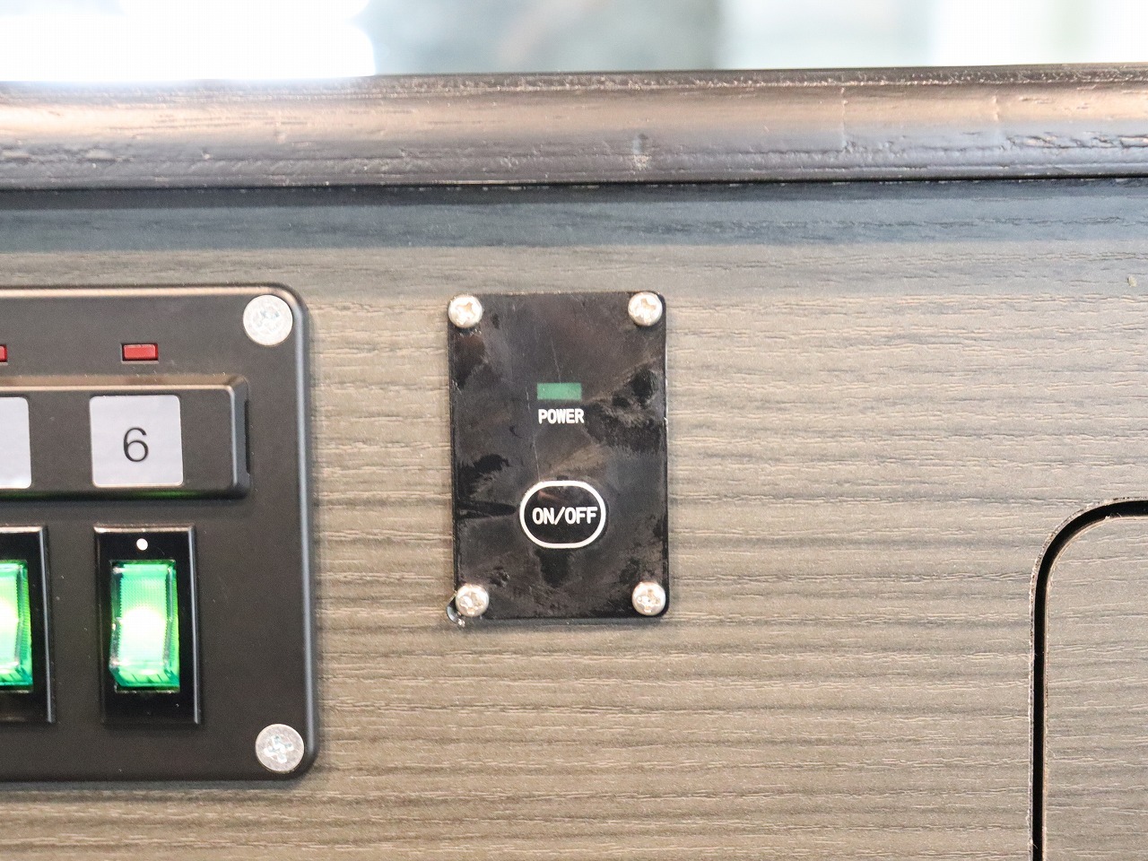 キャンピングカーバンコン