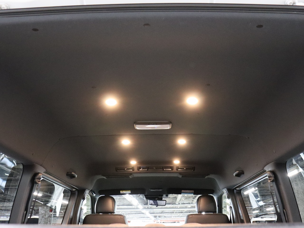 キャンピングカーバンコン