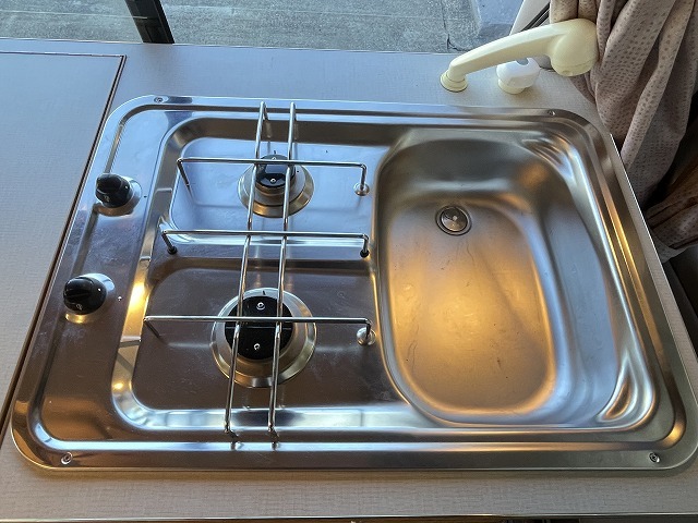 キャンピングカーバンコン