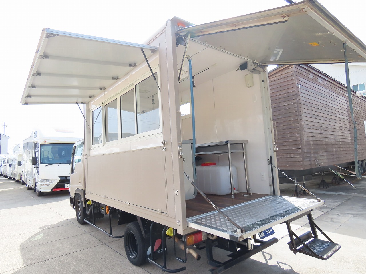 マツダタイタン