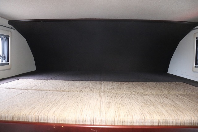 キャンピングカーキャブコン