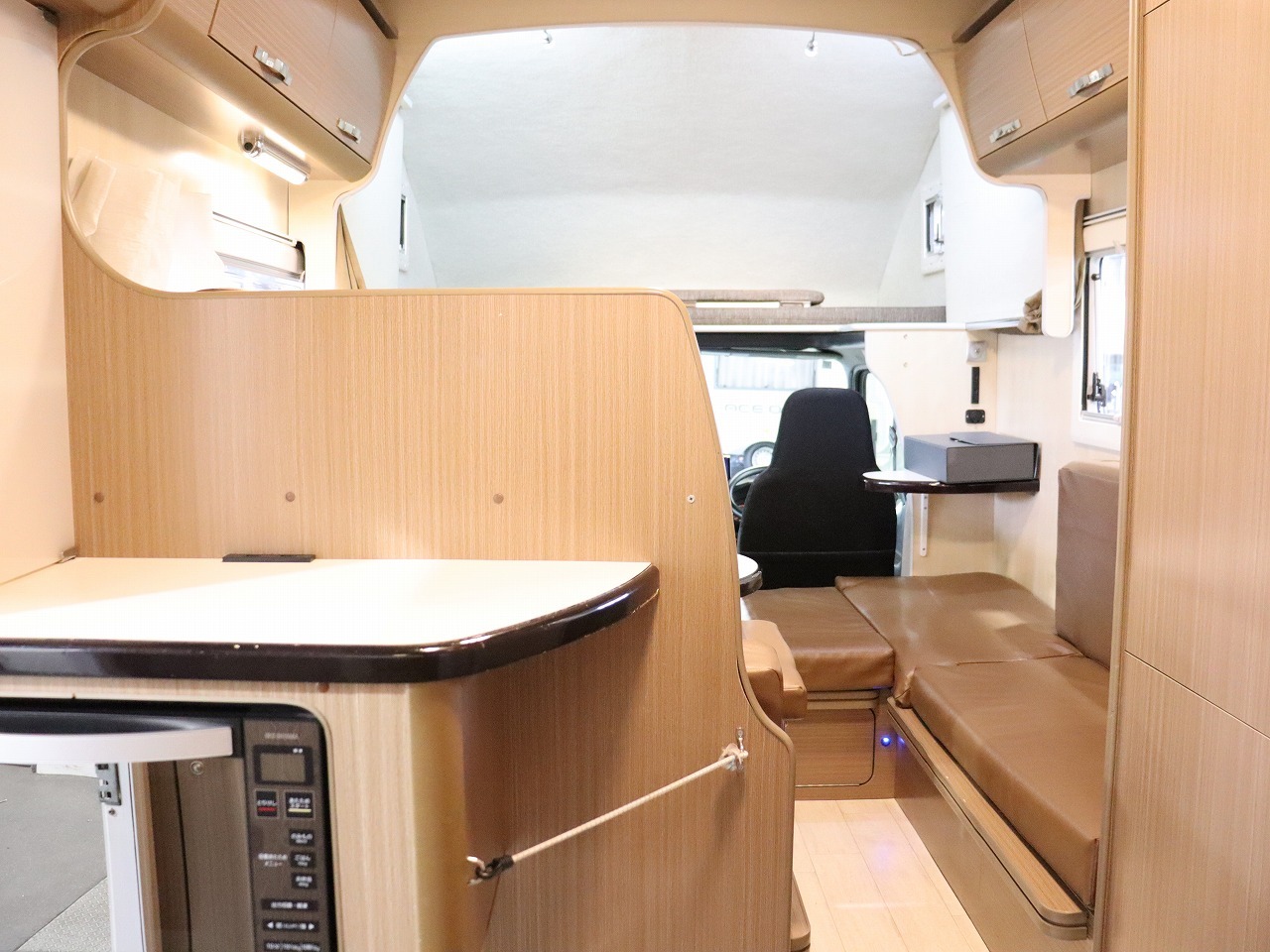 キャンピングカーキャブコン