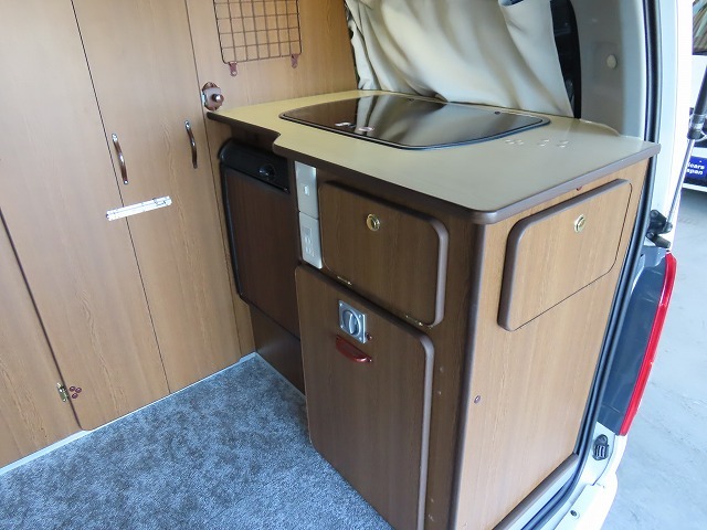 キャンピングカーバンコン