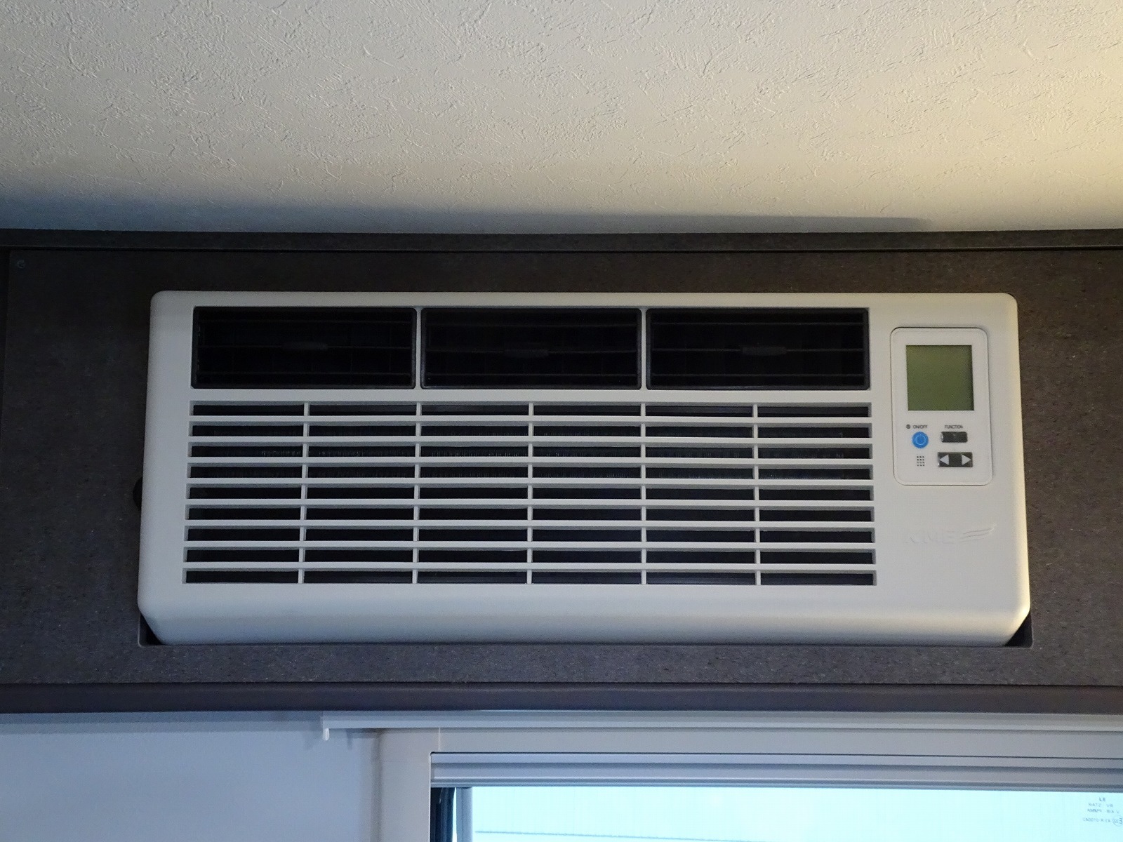 キャンピングカーキャブコン