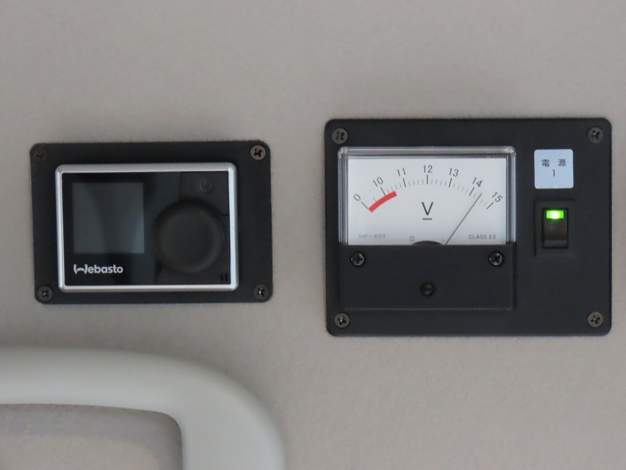 キャンピングカー軽キャンパー