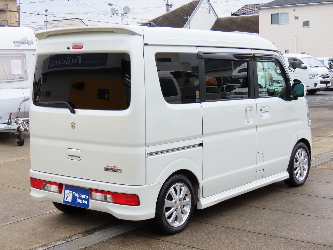 キャンピングカー軽キャンパー