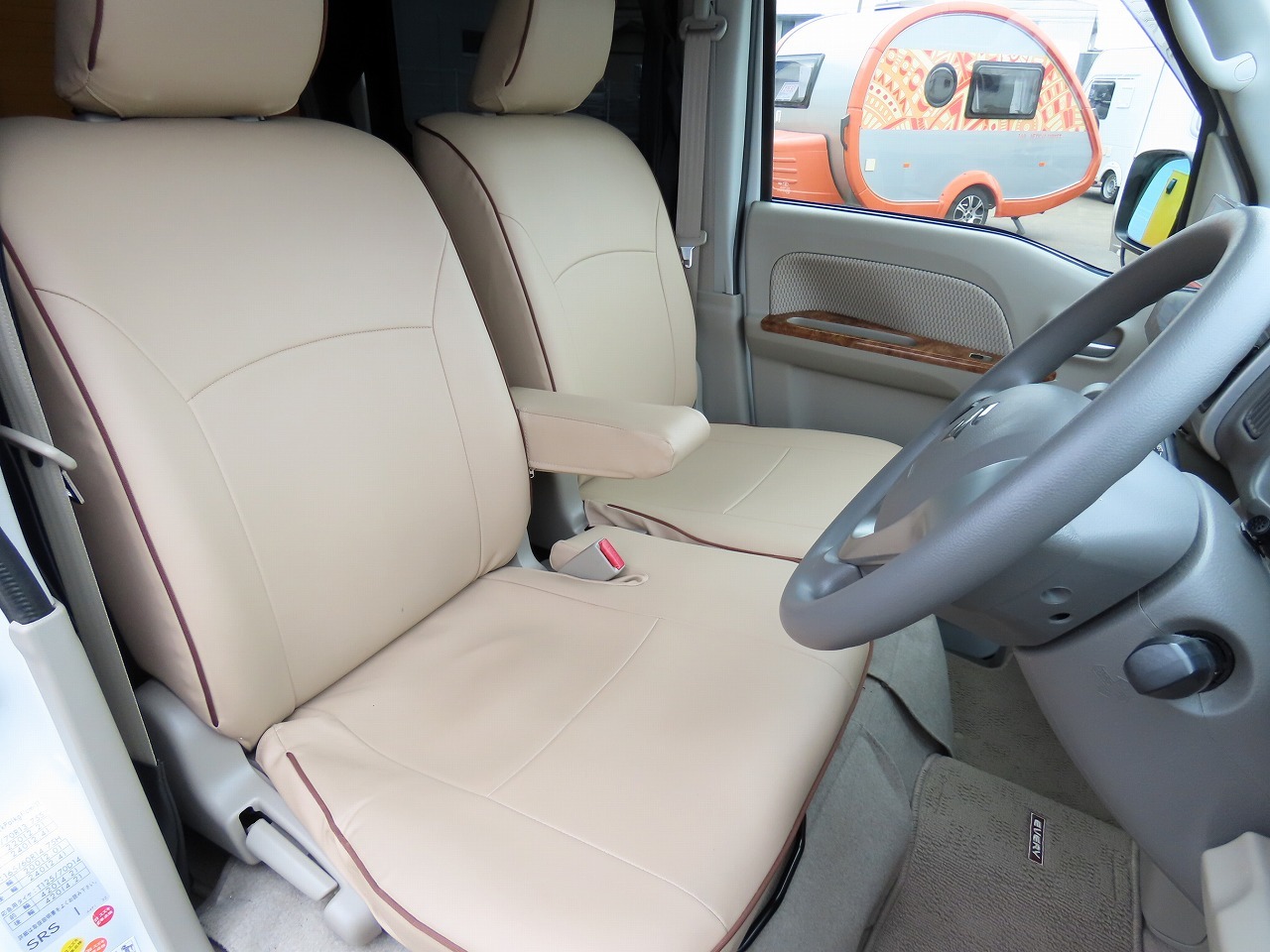 キャンピングカー軽キャンパー