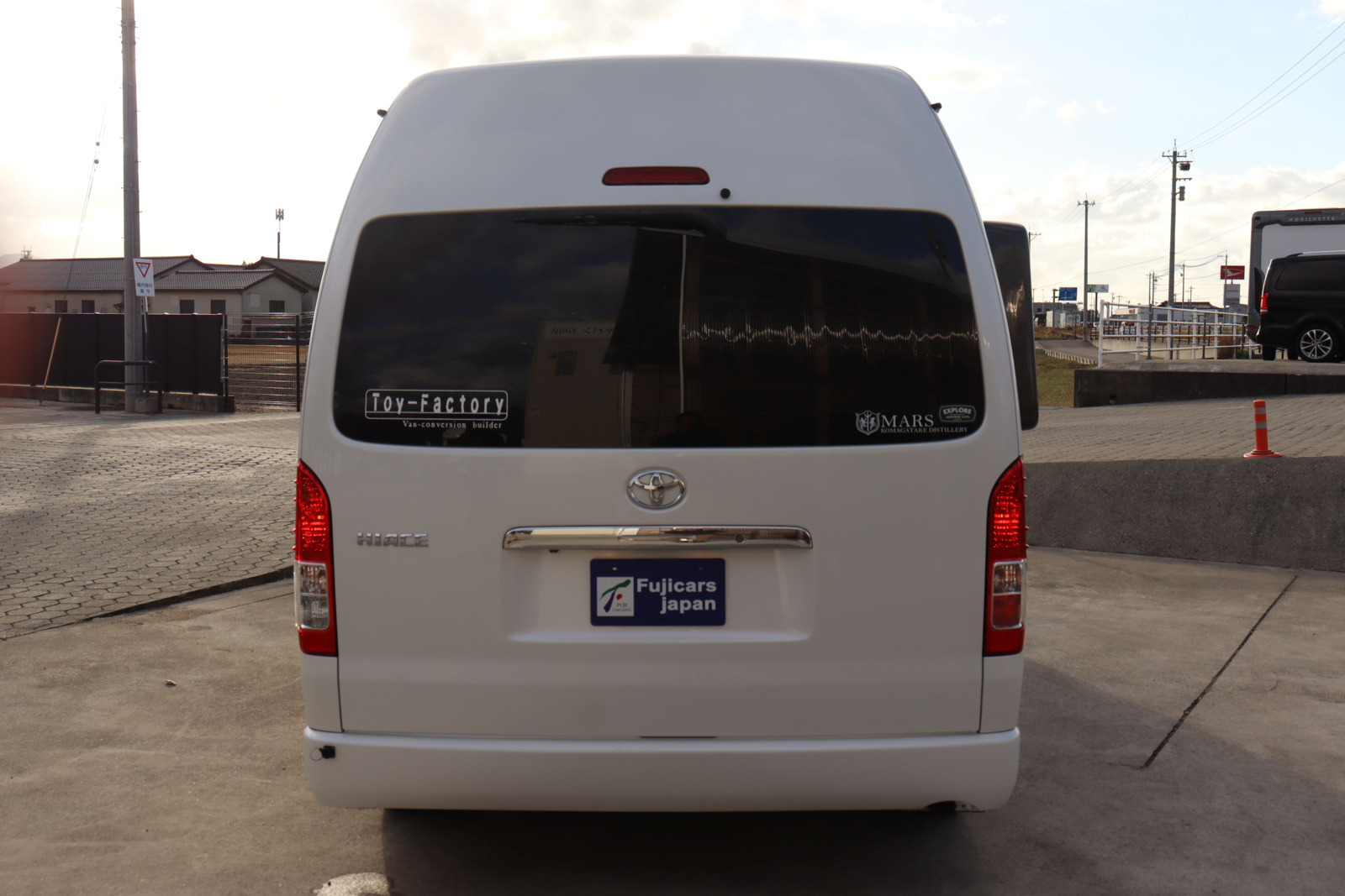 キャンピングカーバンコン