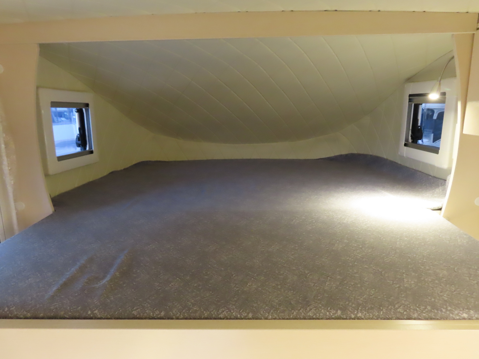 キャンピングカー軽キャンパー