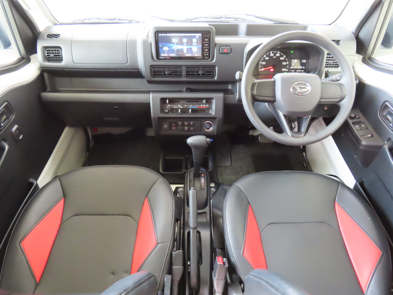 キャンピングカー軽キャンパー