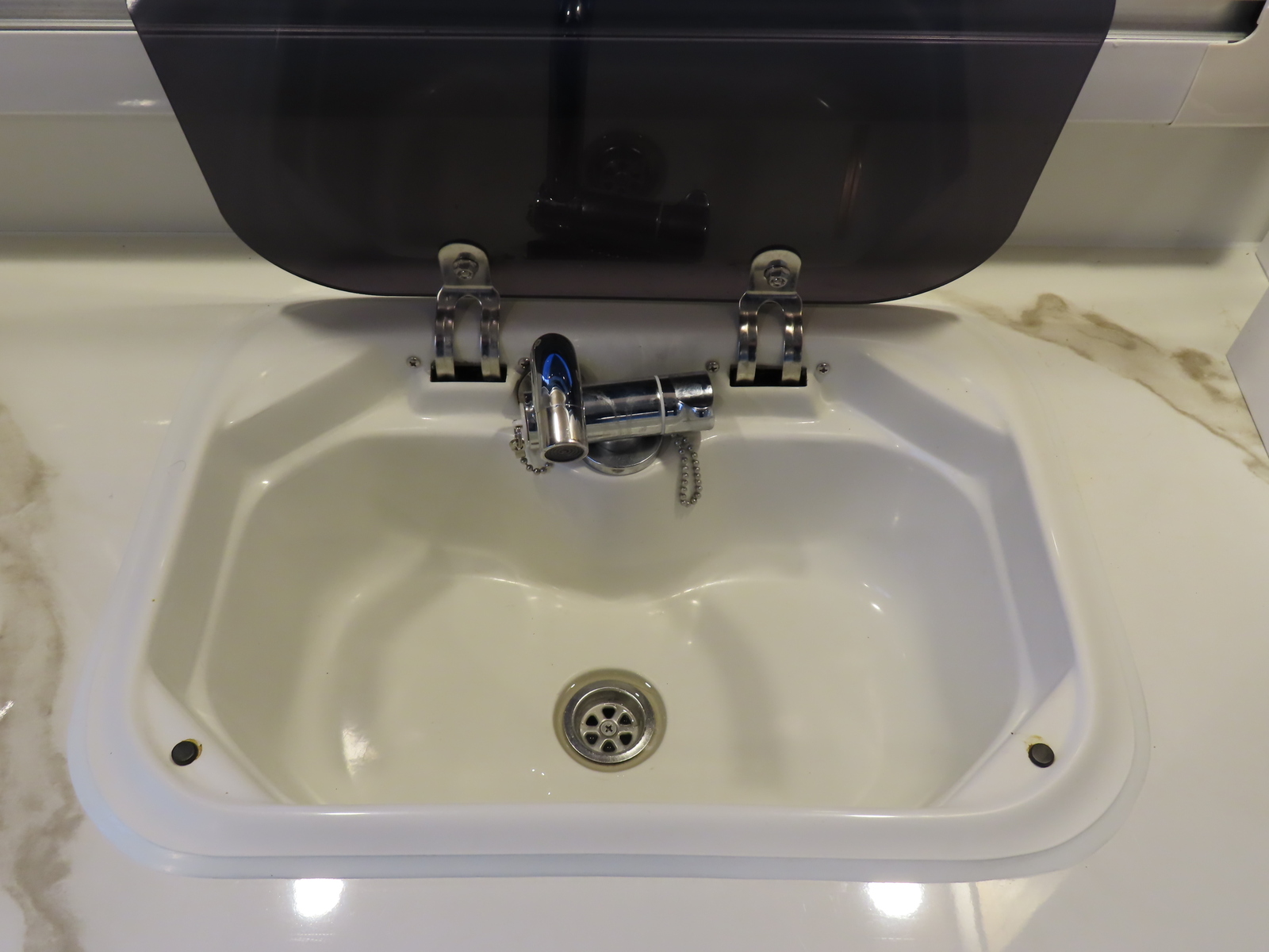 キャンピングカー軽キャンパー