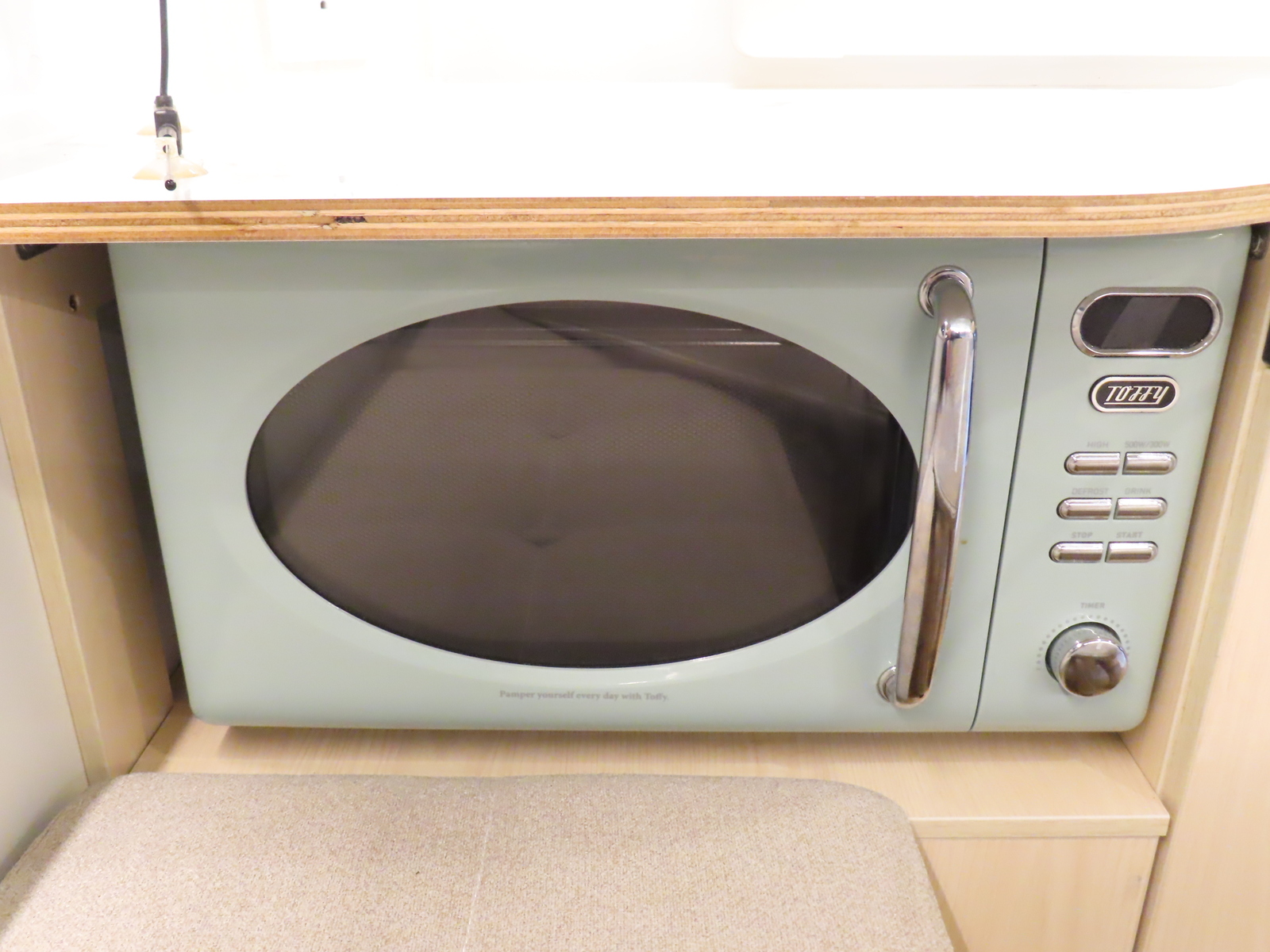 キャンピングカー軽キャンパー